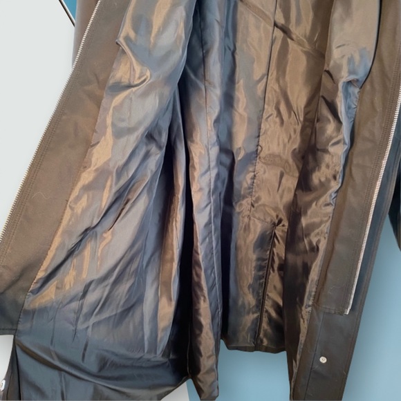 London Fog Trench Coat - Picture 9 of 16